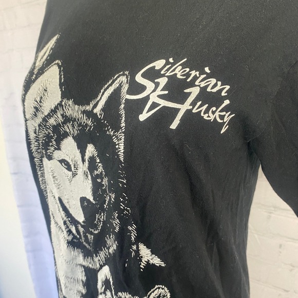 ⭐ 3/$15 100% Cotton Small Black WhiteSiberian Husky Graphic Tee Dog Top - Picture 5 of 8